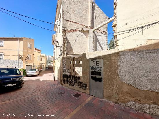 Solar en el casco antiguo de Petrer - ALICANTE