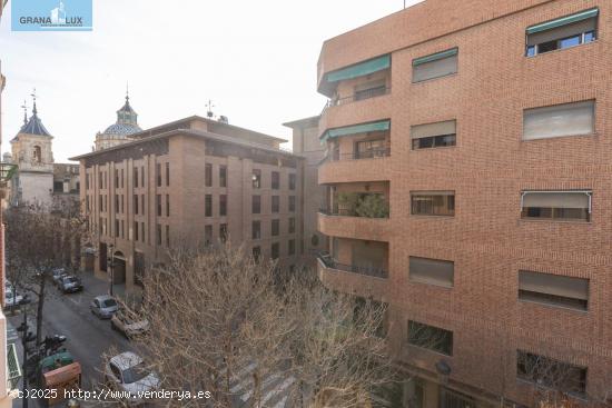  GRAN OPORTUNIDAD.  Piso de 1 dormitorio en calle San Juan de Dios. - GRANADA 