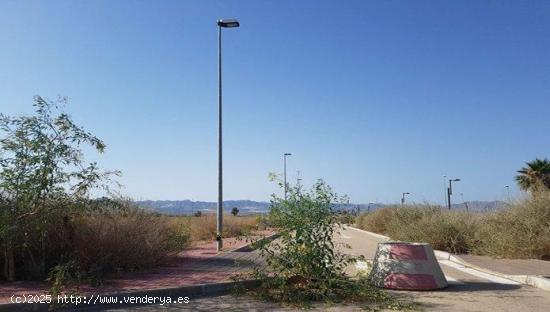 TERRENO URBANIZABLE EN BENFERRI - ALICANTE