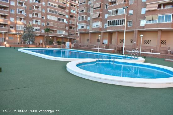 ¡¡¡ VIVIENDA CON VISTAS PANORÁMICAS , URBANIZACIÓN, JUNTO AL PARQUE LO TORRENT !!! - ALICANTE