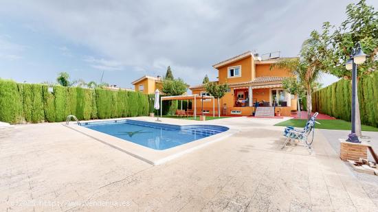 CHALET CON PISCINA EN LA ALCAYNA¡¡¡¡¡¡¡ - MURCIA