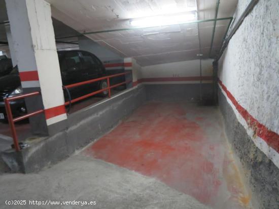  PLAZA DE PARKING EN ALQUILER PARA COCHE MEDIANO - BARCELONA 