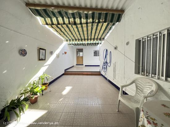  AMPLIA CASA EN ALAMEDA PUEBLO SALE A LA  VENTA¡¡¡¡ - MALAGA 