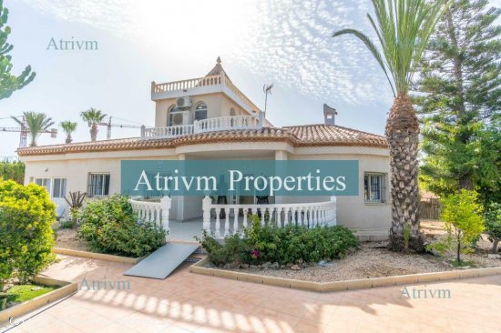  Villa en alquiler en Orihuela (Alicante) 