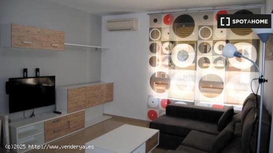 Cómoda habitación para estudiantes en Ciudad Jardín, Córdoba - CORDOBA