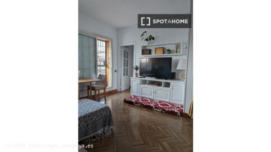 Apartamento de 2 dormitorios en alquiler en Sagrada Familia, Barcelona - BARCELONA