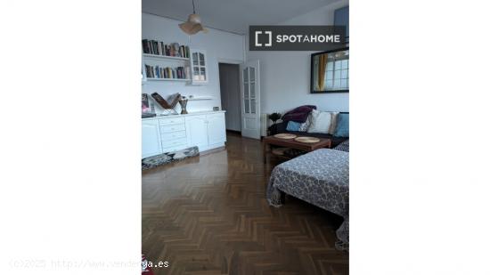 Apartamento de 2 dormitorios en alquiler en Sagrada Familia, Barcelona - BARCELONA