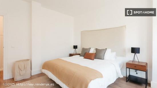 Habitación en piso compartido en valencia. - VALENCIA