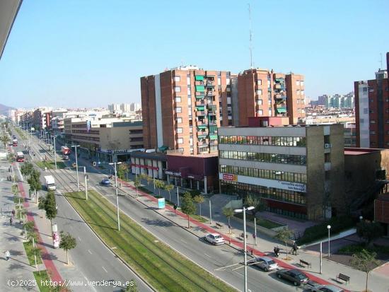  EDIFICIO EN VENTA PARA REHABILITAR - BARCELONA 