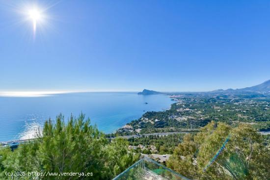 Exlusivas vistas al mar y bahia de Altea - ALICANTE