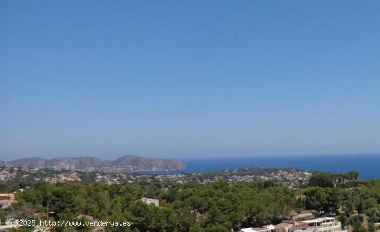 Parcela edificable de 1.056 m2 lista para desarrollar con vistas impresionantes - ALICANTE