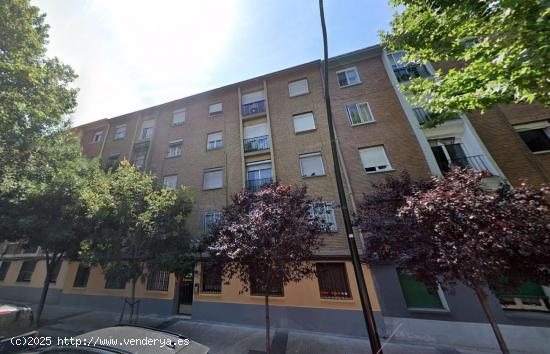 Se vende piso OKUPA en Zaragoza (Zaragoza). - ZARAGOZA