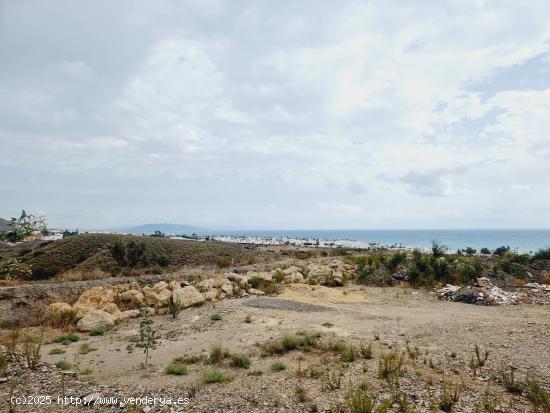 PARCELAS EXCLUSIVAS CON VISTAS AL MAR Y A LA MONTAÑA - ALMERIA