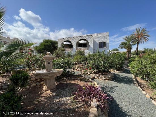  Maravillosa Villa a 500 Metros de la Playa en Mojácar.  - ALMERIA