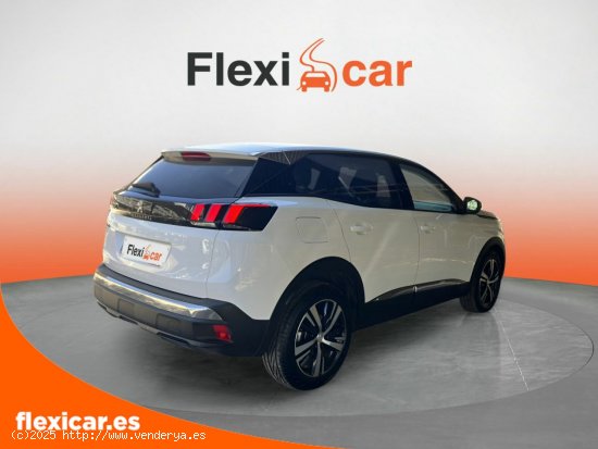 Peugeot 3008 1.2 PURETECH 96KW (130CV) ALLURE S&S - Sevilla