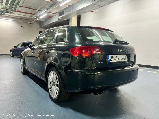 Audi A3 Sportback 2.0 TDI DSG Attraction DPF - Barcelona