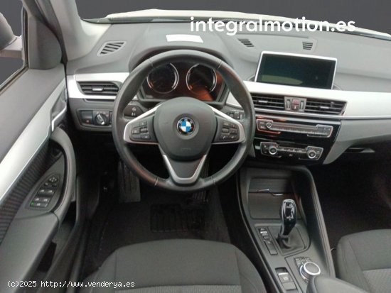 BMW X1 sDrive16d A - TRANSITO