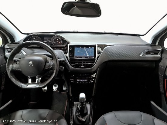 Peugeot 2008 GT Line PureTech 110 S&S 6 Vel. MAN - 