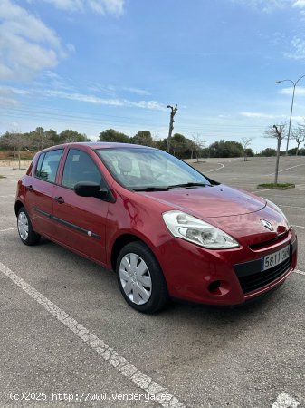 Renault Clio 1.2 i 75 Hatchback 16V eco2 75 cv - 