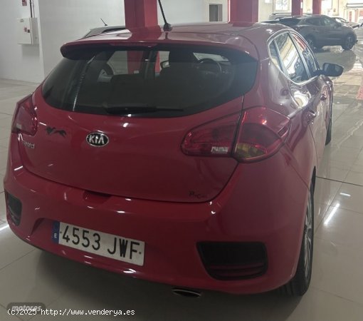 Kia Ceed 1400 100 CV DRIVE de 2017 con 68.634 Km por 12.900 EUR. en Tenerife