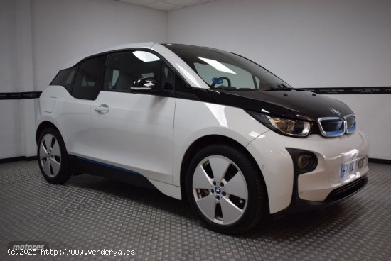 BMW i3 aut de 2017 con 76.000 Km por 15.900 EUR. en Valencia