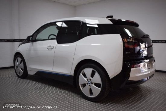 BMW i3 aut de 2017 con 76.000 Km por 15.900 EUR. en Valencia