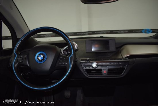 BMW i3 aut de 2017 con 76.000 Km por 15.900 EUR. en Valencia