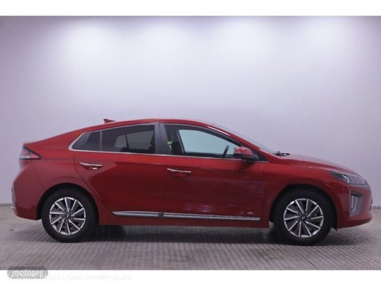 Hyundai Ioniq EV Tecno 88 kW (120 CV) de 2021 con 72.514 Km por 22.900 EUR. en MADRID