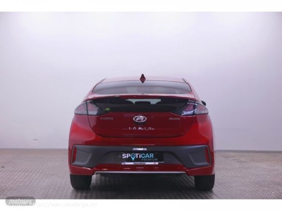 Hyundai Ioniq EV Tecno 88 kW (120 CV) de 2021 con 72.514 Km por 22.900 EUR. en MADRID