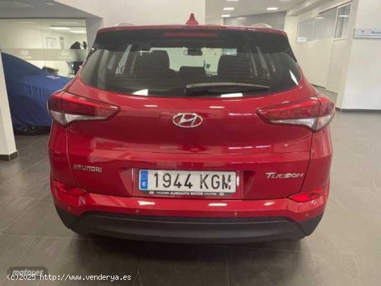 Hyundai Tucson 1.7CRDi 85kW (115CV) BD 25 Aniversa. 4x2 de 2017 con 80.000 Km por 17.900 EUR. en Mad