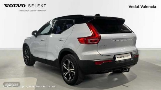 Volvo XC40 1.5 T3 R-DESIGN 163 5P de 2020 con 34.100 Km por 26.900 EUR. en Valencia