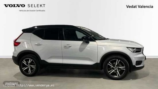 Volvo XC40 1.5 T3 R-DESIGN 163 5P de 2020 con 34.100 Km por 26.900 EUR. en Valencia