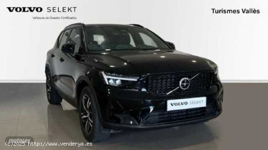 Volvo XC40 XC40 Plus, B3 mild hybrid, Gasolina, Dark de 2023 con 33.000 Km por 34.900 EUR. en Barcel