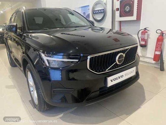 Volvo XC40 Core, B3 Mild Hybrid, Gasolina de 2024 con 30.300 Km por 32.950 EUR. en Navarra