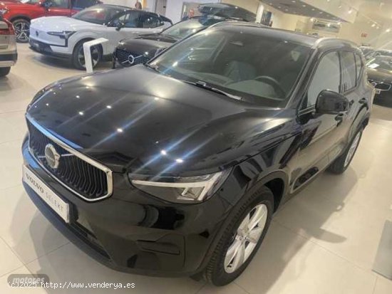 Volvo XC40 Core, B3 Mild Hybrid, Gasolina de 2024 con 30.300 Km por 32.950 EUR. en Navarra