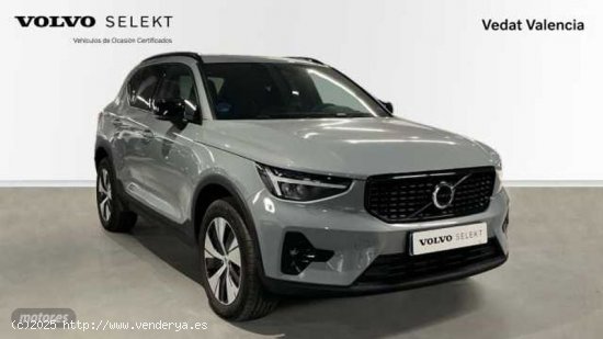 Volvo XC40 1.5 T5 PHEV RECHARGE PLUS DARK DCT 262 5P de 2023 con 16.100 Km por 42.900 EUR. en Valenc