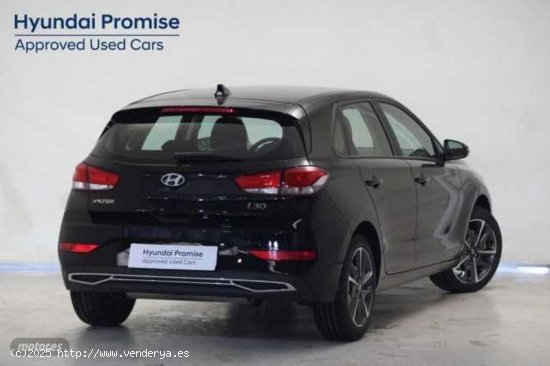 Hyundai i30 1.5 DPI Klass SLX 110 de 2024 con 7.197 Km por 20.990 EUR. en Pontevedra