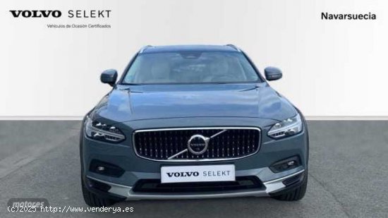 Volvo V 90 V90 Cross Country Ultimate, B5 (diesel) AWD, Diesel de 2022 con 64.203 Km por 53.900 EUR.