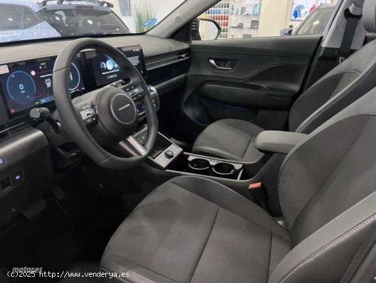 Hyundai Kona Electric Tecno 2C 204 de 2024 con 8.000 Km por 35.900 EUR. en Cuenca