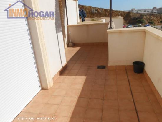 VENTA DE PISO EN LAS COLINAS AGUADULCE, ALMERIA. 2 DOR ,TERRAZA ,LABADERO ,PISCINA Y GARAJE!! - ALME