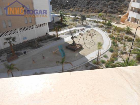 VENTA DE PISO EN LAS COLINAS AGUADULCE, ALMERIA. 2 DOR ,TERRAZA ,LABADERO ,PISCINA Y GARAJE!! - ALME