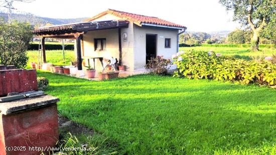 Pequeña Cabaña con terreno llano - CANTABRIA