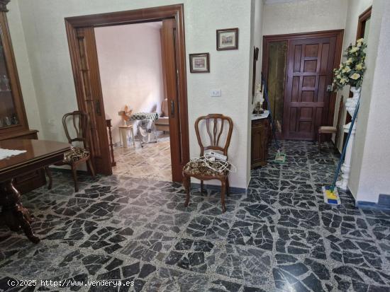 Se vende espectacular Casa para entrar a vivir - MURCIA