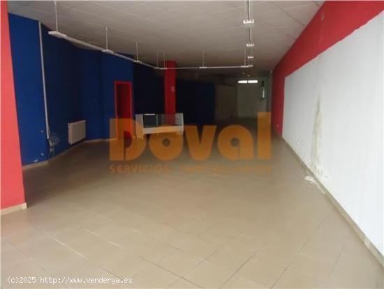 Estupendo local en primera linea comercial - PONTEVEDRA