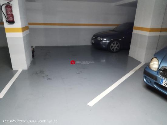 En venta plaza de parquing para 2 coches y una moto Tarragona ciudad - TARRAGONA