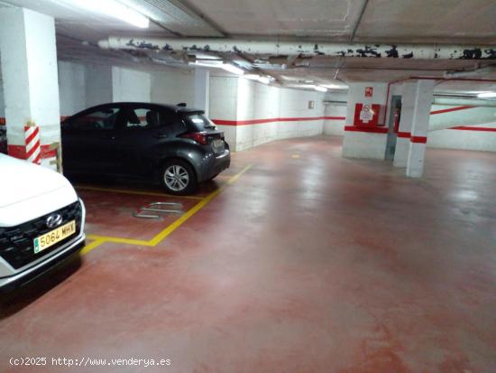 PARKING EN VENTA EN LA CALLE CAPELLANS - BARCELONA