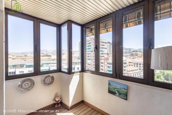 VENTA DE PISO EN EDIFICIO LA COLMENA - GRANADA