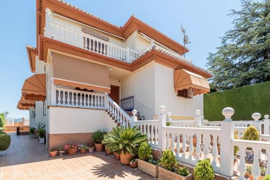 Gran casa en Monachil - GRANADA