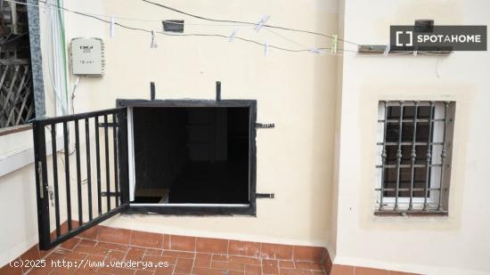 Apartamento entero de 2 dormitorios en Barcelona. - BARCELONA