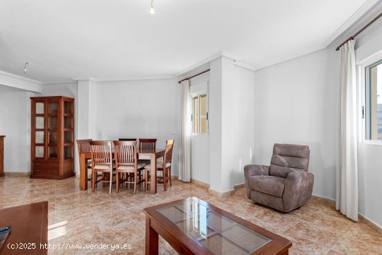 Se Vende en Almoradi - ALICANTE